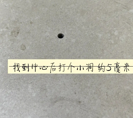 京山瓷砖空鼓维修公司专业解答在瓷砖铺贴过程中，如果砂料搅拌不均匀，将会带来以下问题